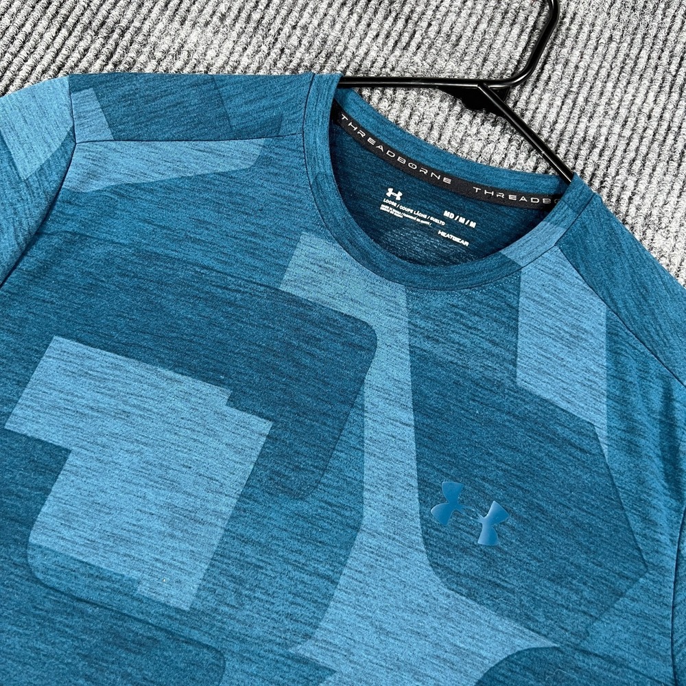 Under Armour Shirt Mens‎ Medium Blue Geometric Loose Fit Heat Gear Casual Gym
